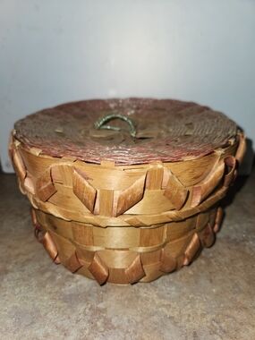  Mi'kmaq (Micmac) lidded splint ash and sweetgrass sewing basket VTG AS IS